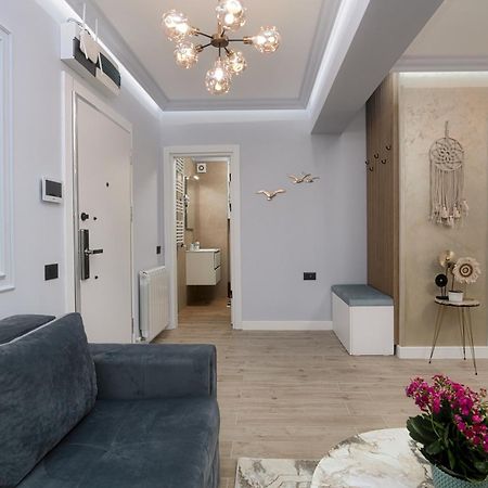 Golden Infinity Apartment Navodari Exterior photo